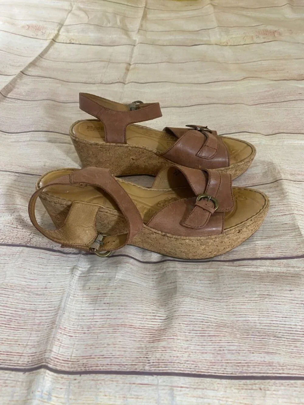 Born Women's Alaina Brown Leather WedgeSandals Platforms - 9
